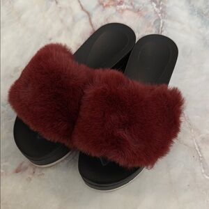 Forever21 Women's Faux Fur Slide Sandals - Burgundy size 5.5